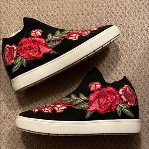 Steve Madden rose shoes